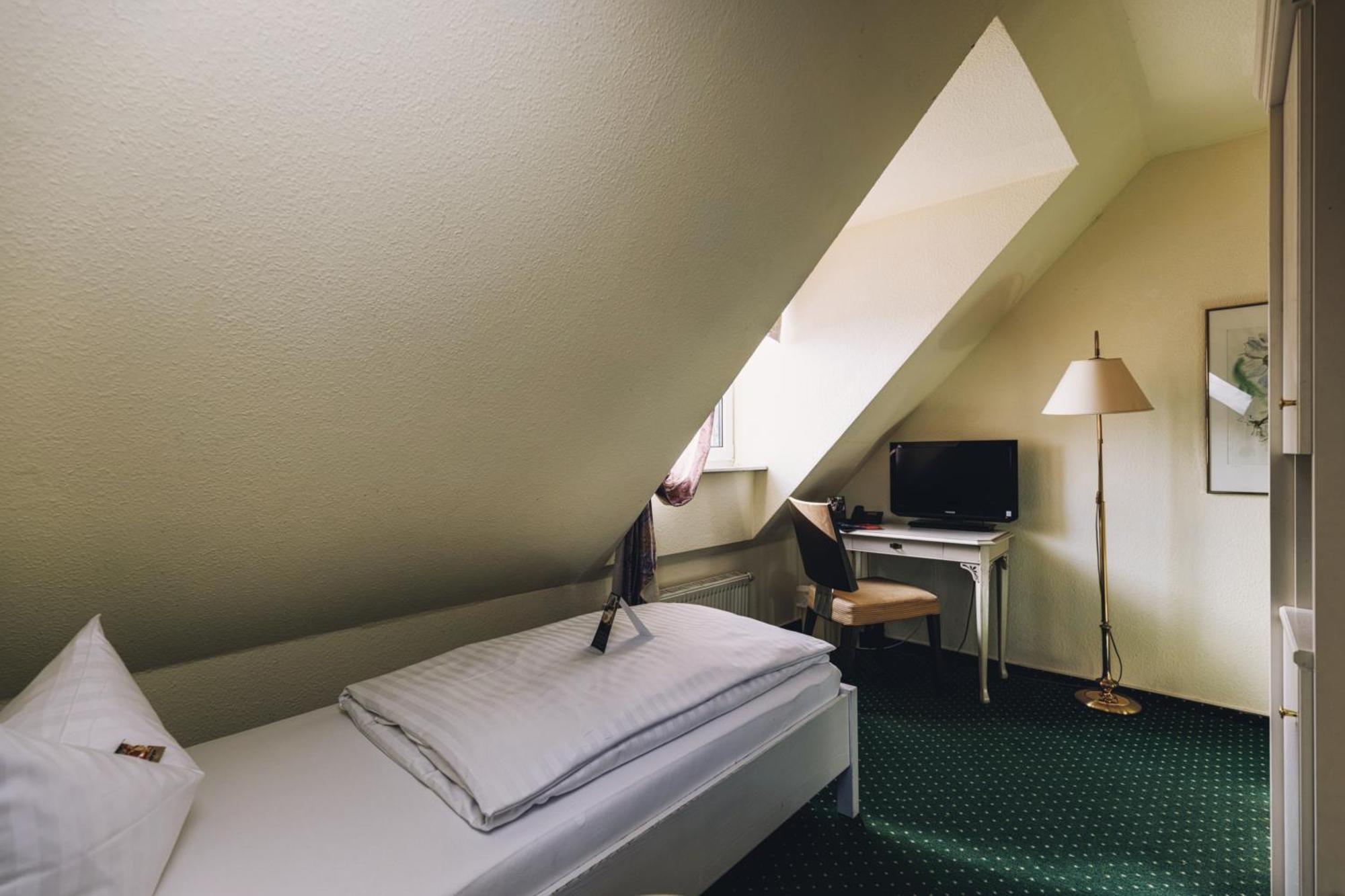 Seehotel Heidehof Klein Nemerow Exterior photo
