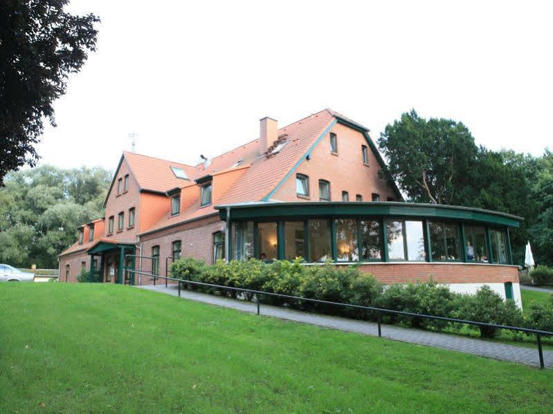 Seehotel Heidehof Klein Nemerow Exterior photo